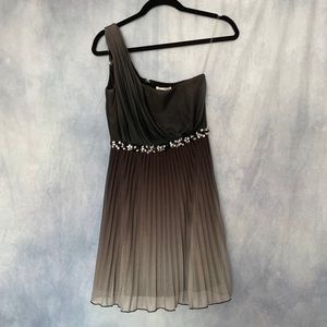 Ombré black Cocktail Dress. Size 3